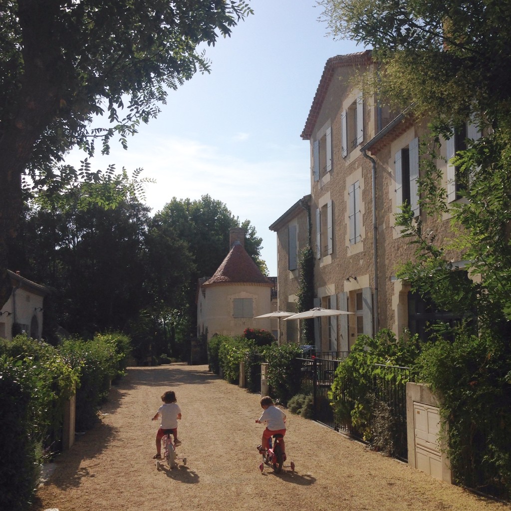 cycling Chateau Les Carrasses