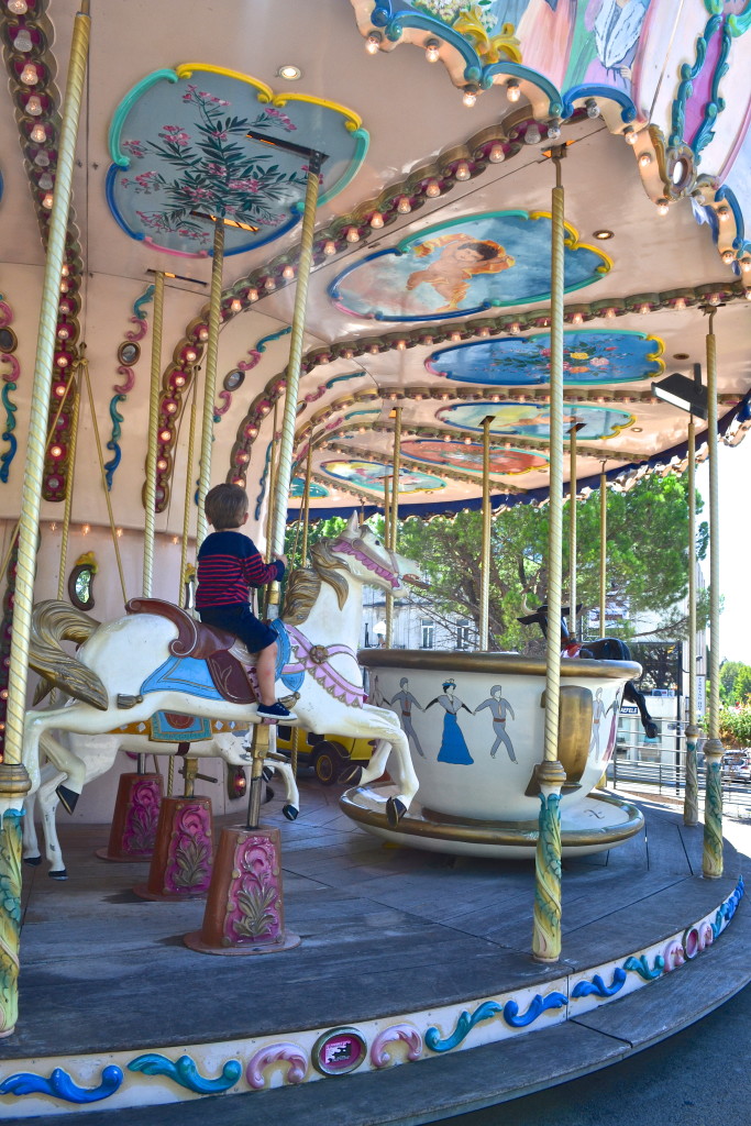 carousel Arles